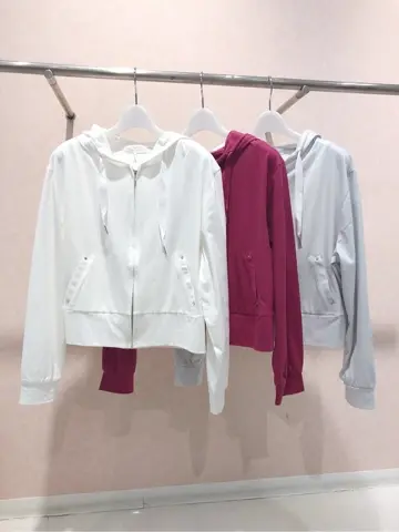 Feroux スタッフ コーディネート画像