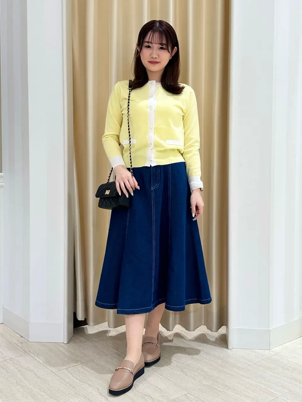 Feroux スタッフ コーディネート画像