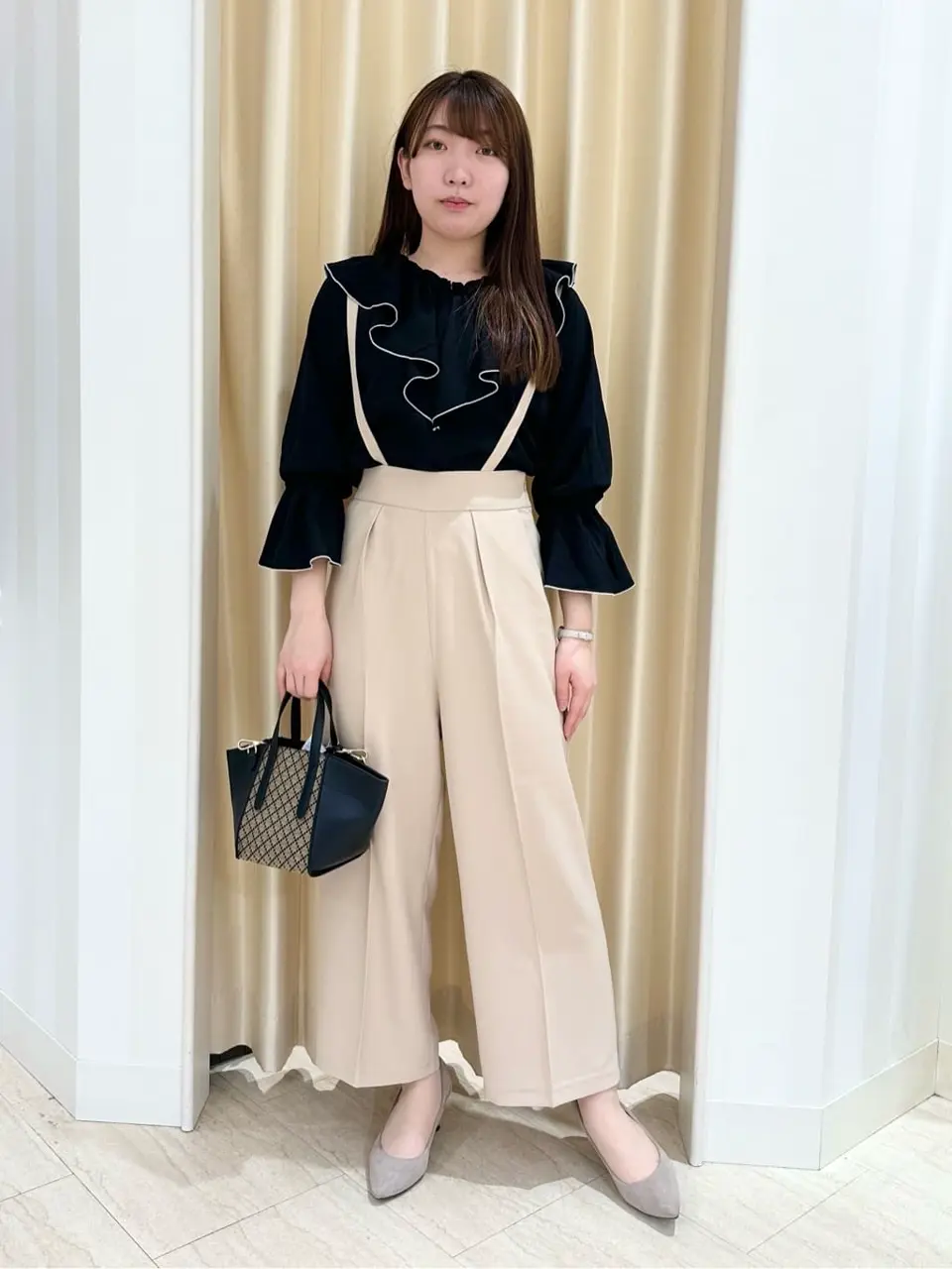 Feroux スタッフ コーディネート画像