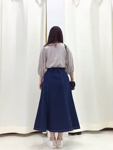 Feroux スタッフ コーディネート画像