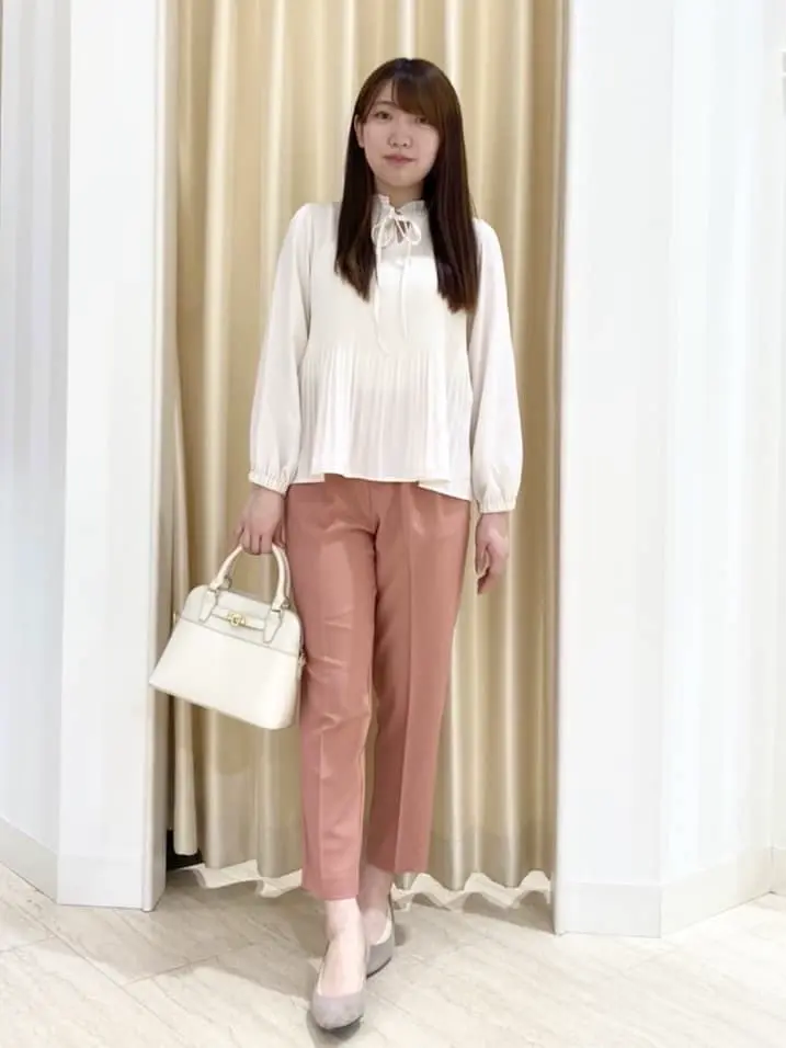 Feroux スタッフ コーディネート画像