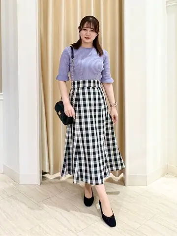 Feroux スタッフ コーディネート画像