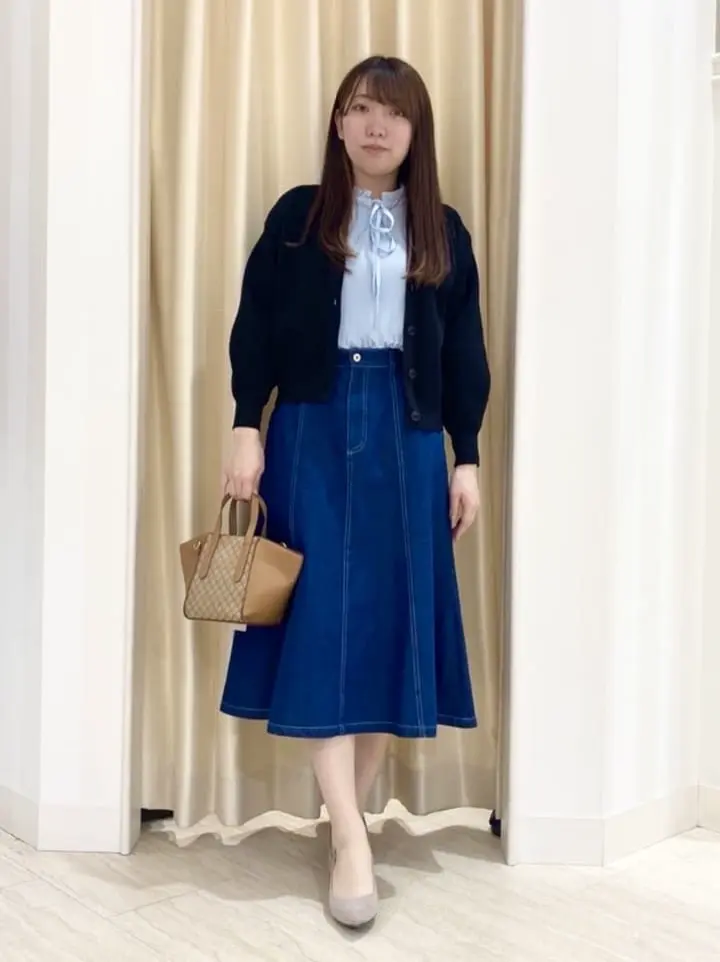 Feroux スタッフ コーディネート画像