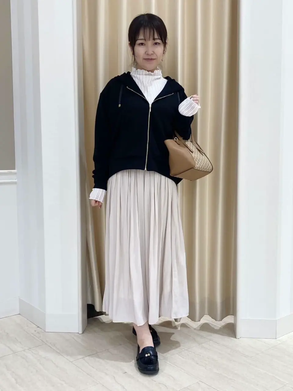 Feroux スタッフ コーディネート画像