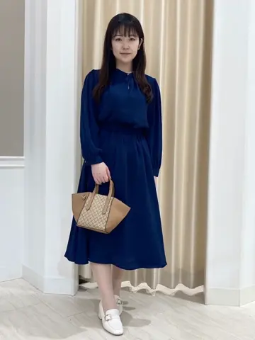 Feroux スタッフ コーディネート画像