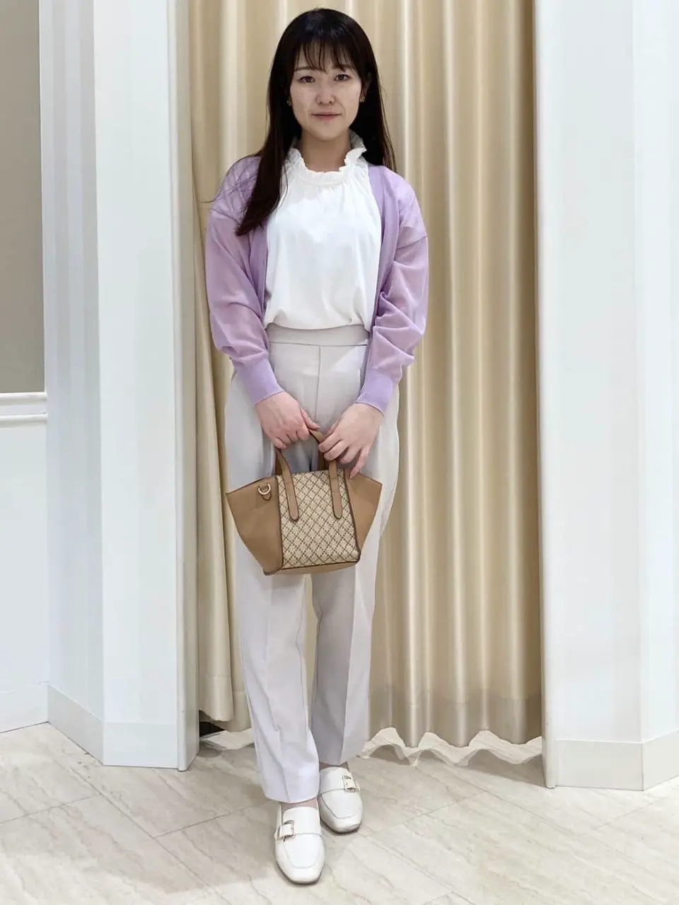 Feroux スタッフ コーディネート画像