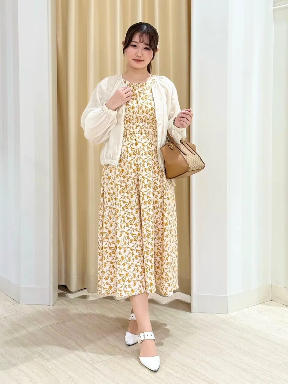  スタッフ コーディネート画像