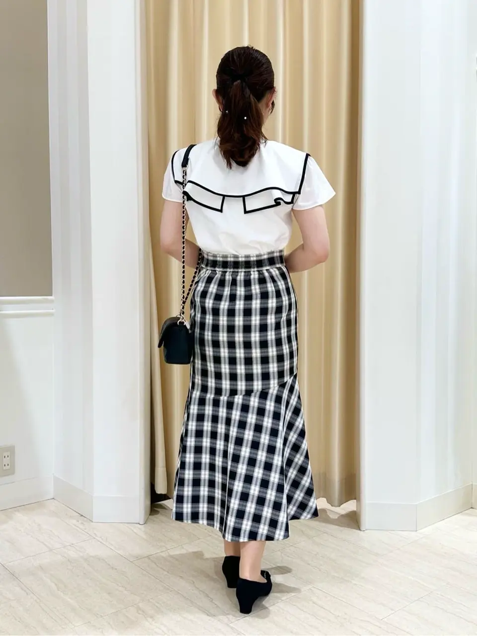 Feroux スタッフ コーディネート画像