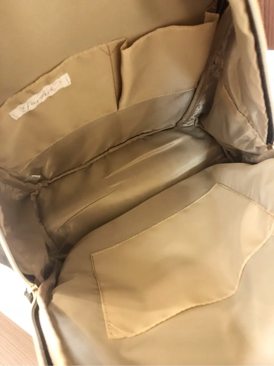 Feroux スタッフ コーディネート画像