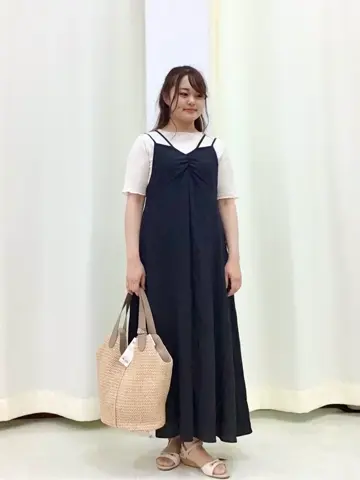 Feroux スタッフ コーディネート画像