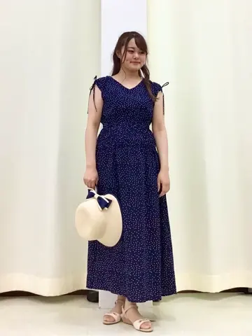 Feroux スタッフ コーディネート画像