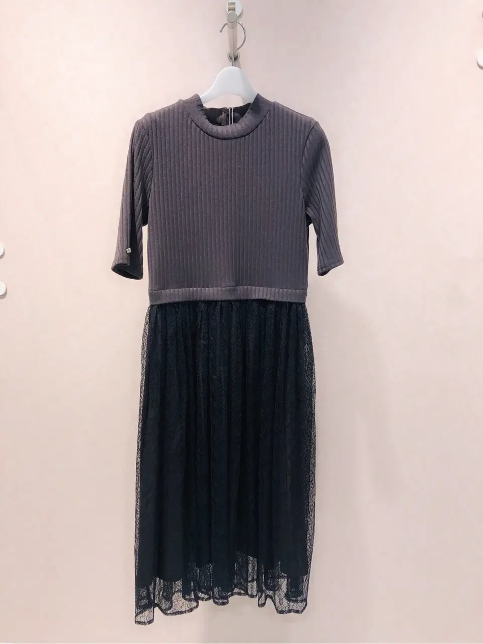 Feroux スタッフ コーディネート画像