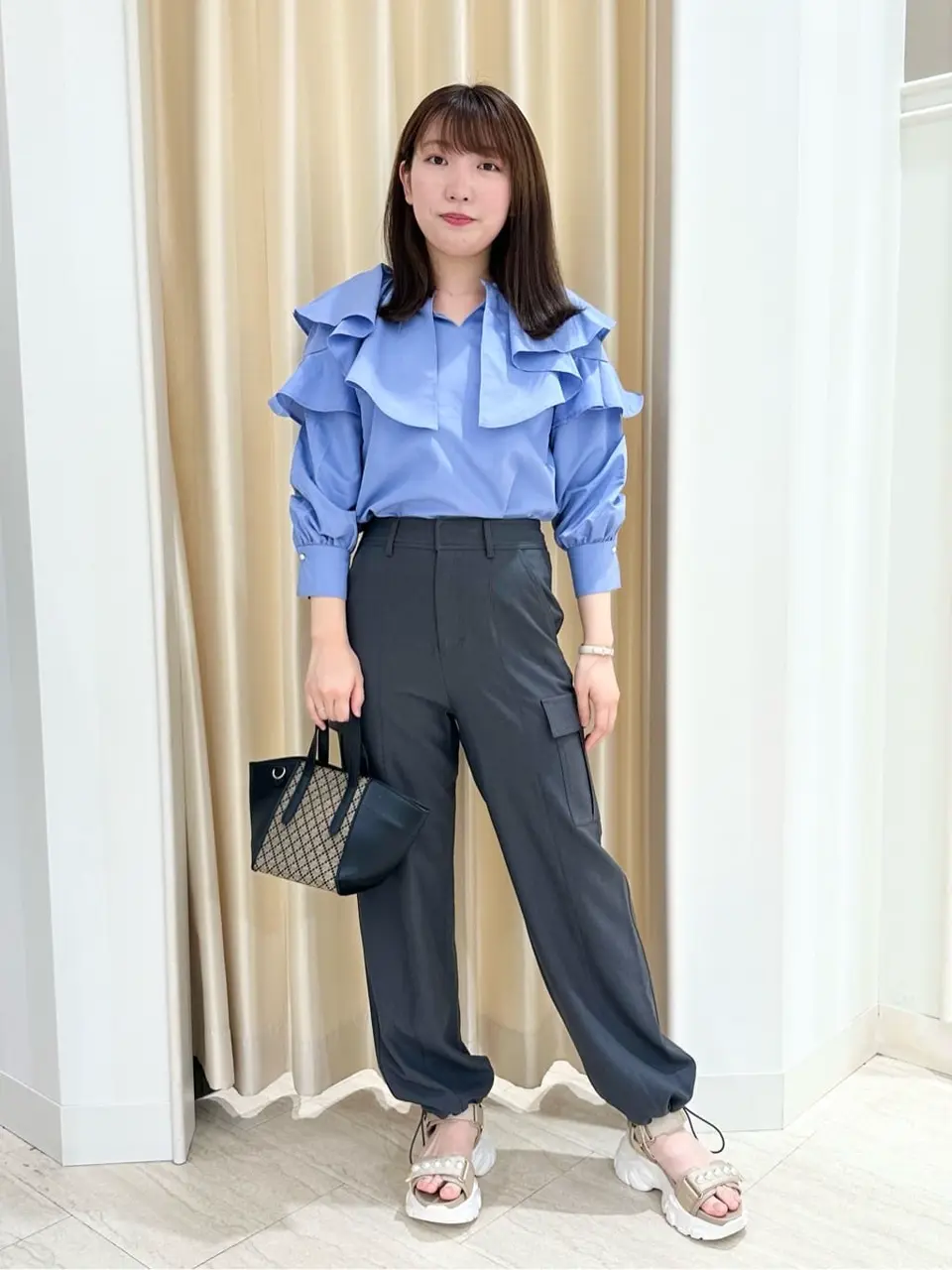  スタッフ コーディネート画像