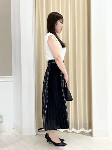 Feroux スタッフ コーディネート画像