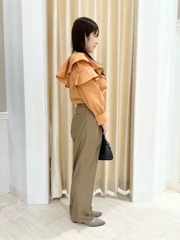 Feroux スタッフ コーディネート画像