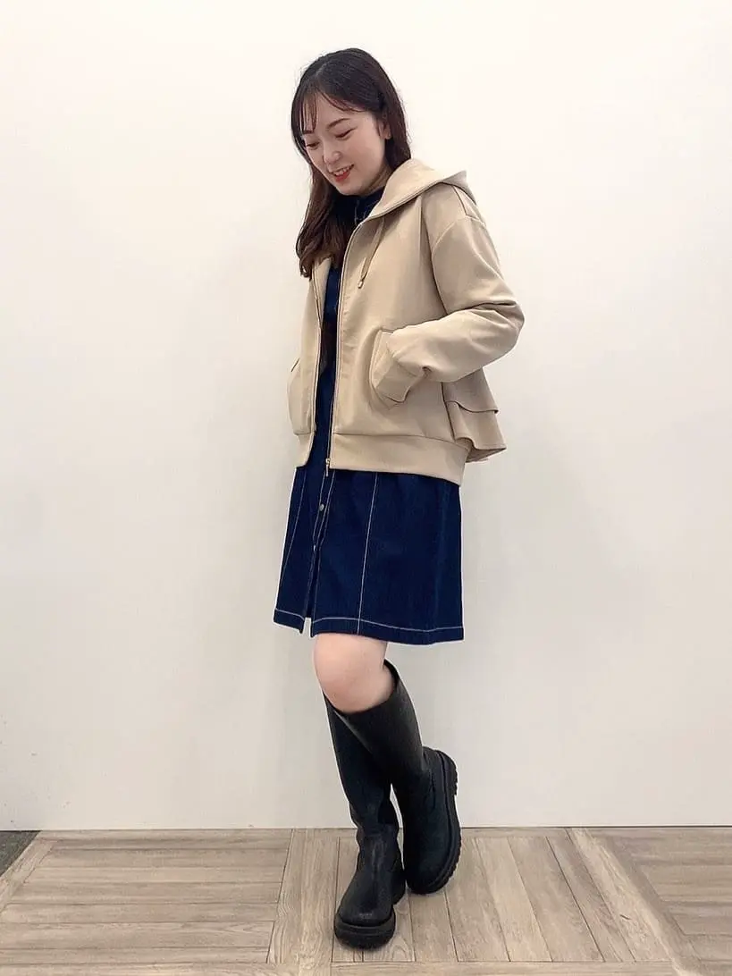  staff ai コーディネート画像