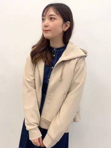 Feroux staff ai コーディネート画像