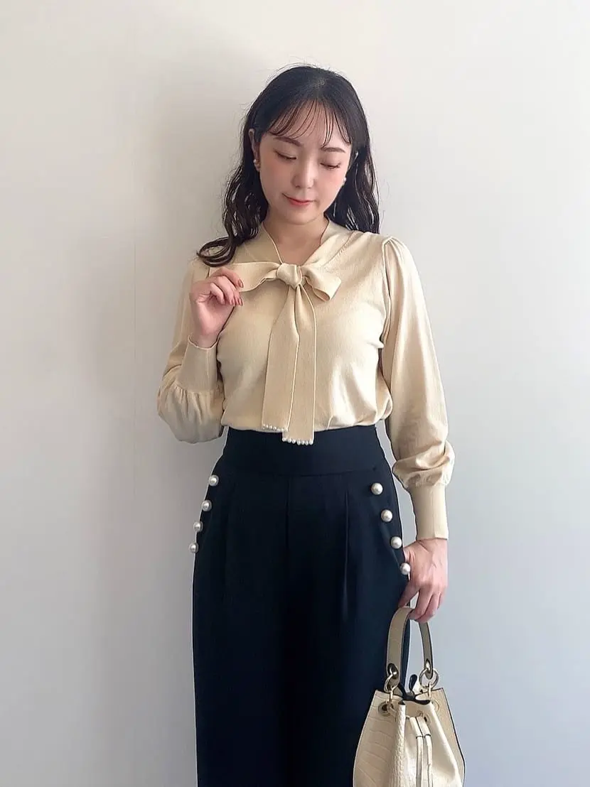 Feroux staff ai コーディネート画像