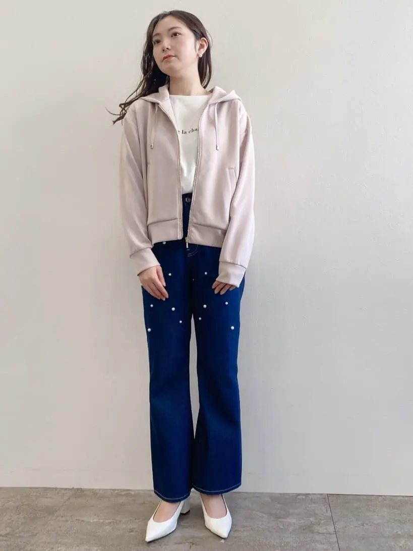  staff ai コーディネート画像