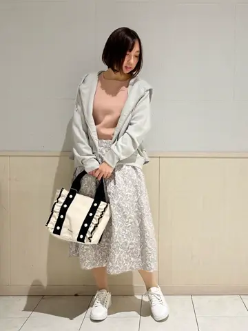 Feroux 村上 コーディネート画像