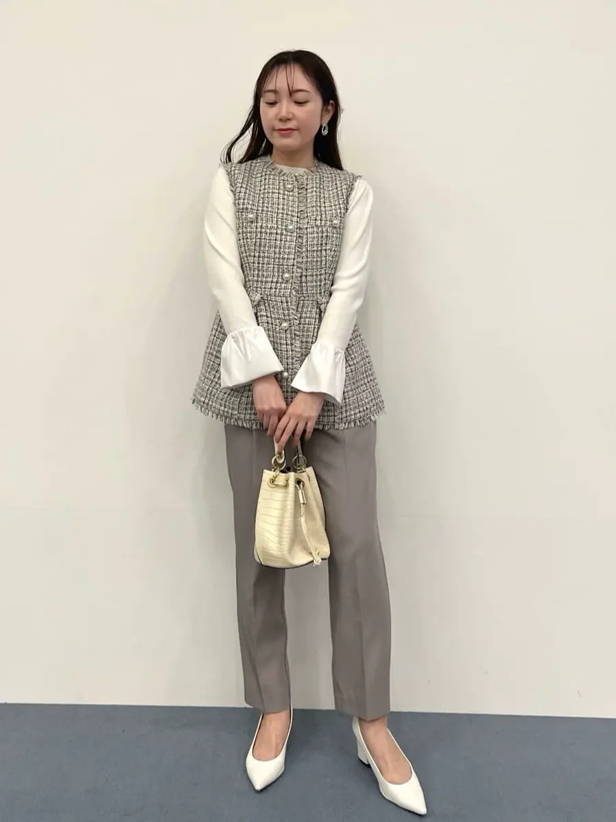  staff ai コーディネート画像