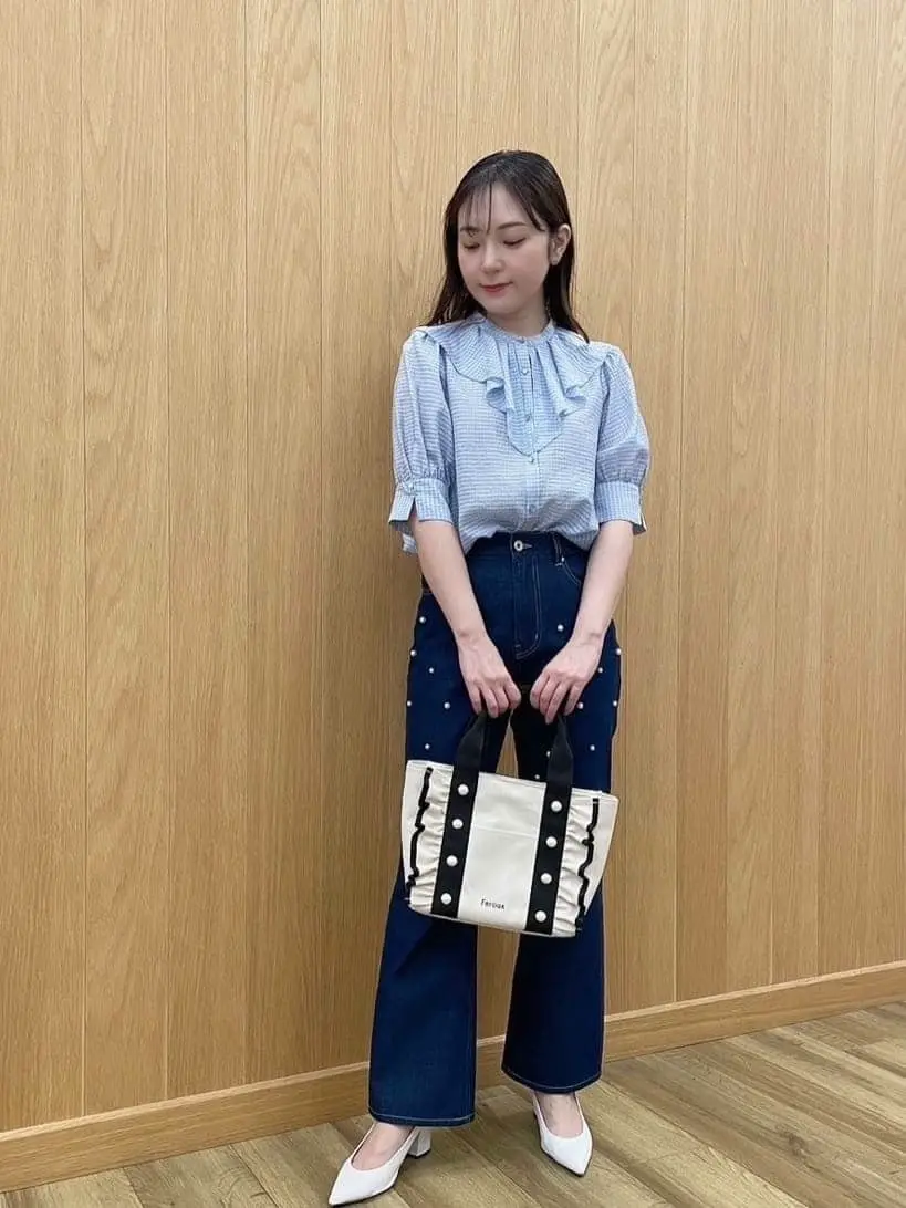  staff ai コーディネート画像