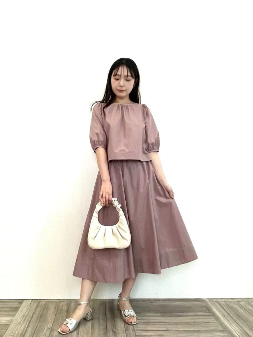  staff ai コーディネート画像