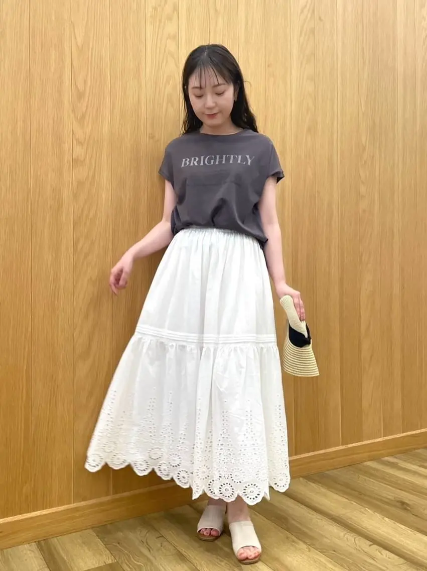 Feroux staff ai コーディネート画像