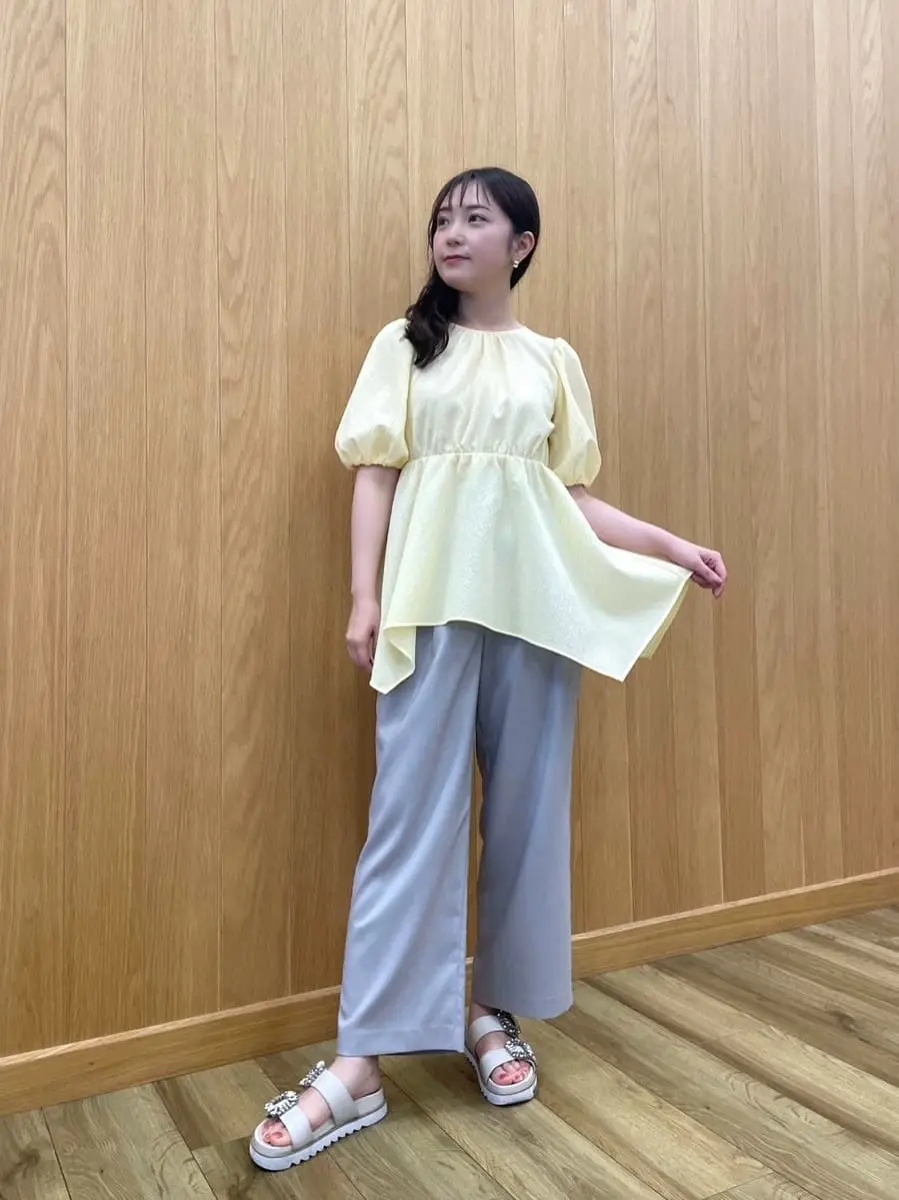  staff ai コーディネート画像