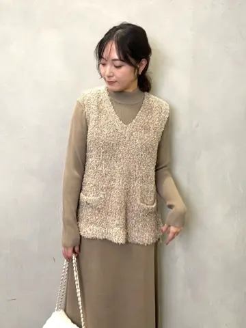 Feroux staff ai コーディネート画像