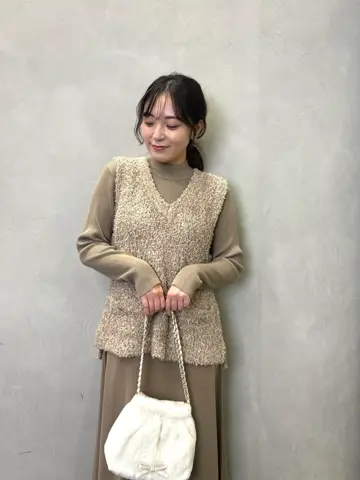 Feroux staff ai コーディネート画像