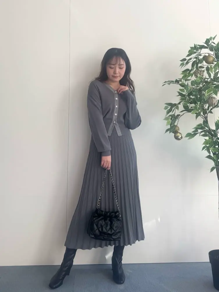  staff ai コーディネート画像