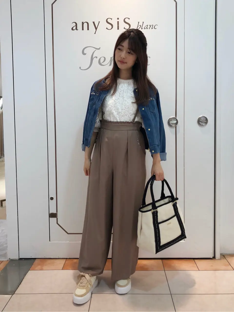  スタッフ コーディネート画像