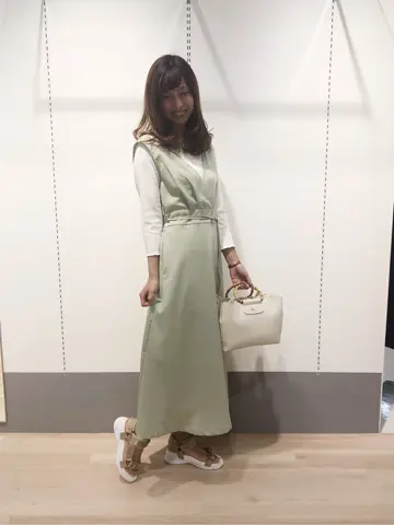 Feroux スタッフ コーディネート画像