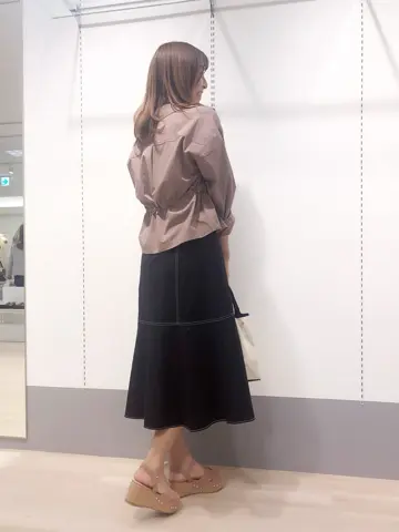 Feroux スタッフ コーディネート画像