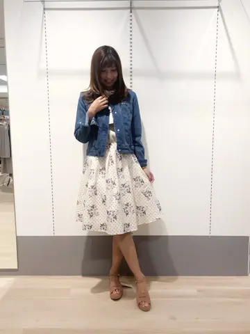 Feroux スタッフ コーディネート画像