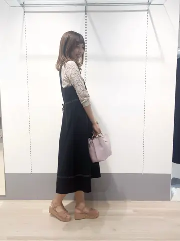 Feroux スタッフ コーディネート画像