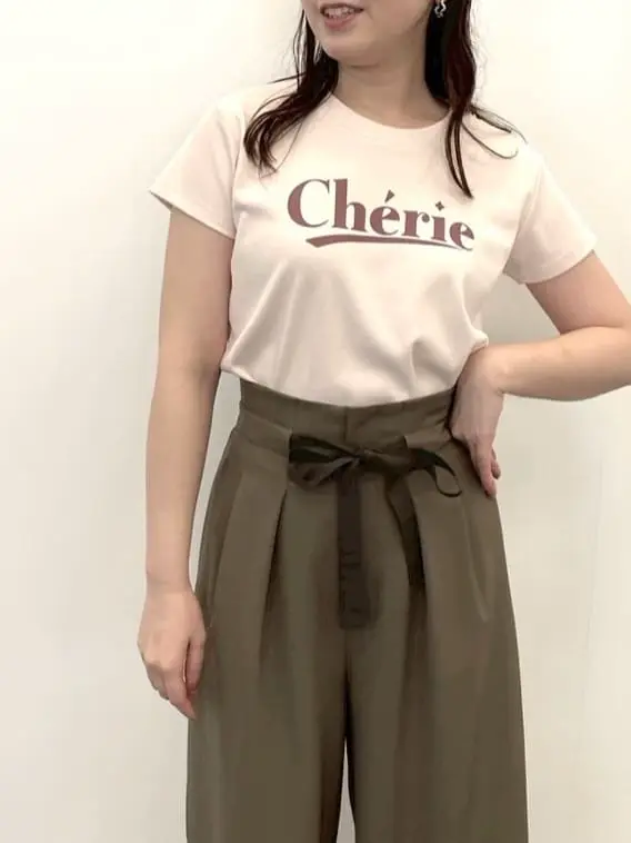 Feroux staff ai コーディネート画像