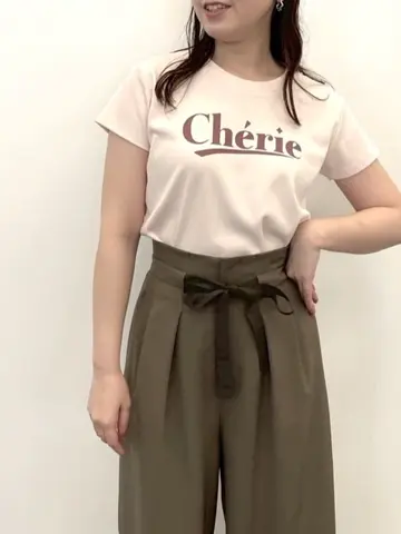 Feroux staff ai コーディネート画像