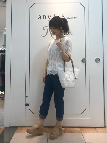 Feroux スタッフ コーディネート画像