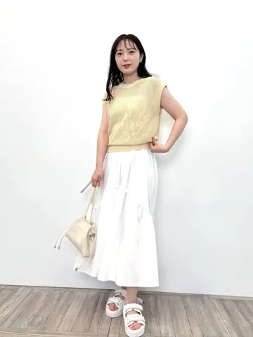 Feroux staff ai コーディネート画像