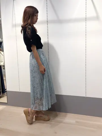 Feroux スタッフ コーディネート画像