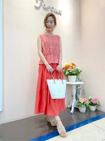 Feroux スタッフ コーディネート画像