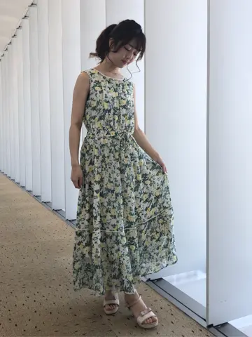 Feroux スタッフ コーディネート画像