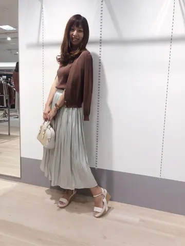 Feroux スタッフ コーディネート画像