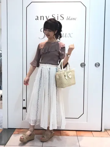 Feroux スタッフ コーディネート画像