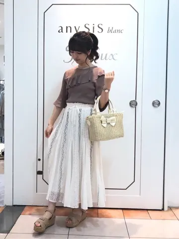 Feroux スタッフ コーディネート画像