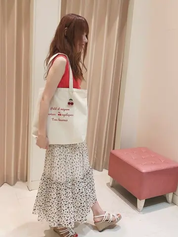 Feroux スタッフ コーディネート画像