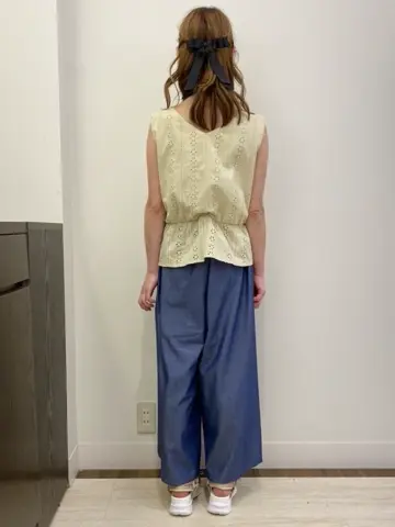 Feroux スタッフ コーディネート画像