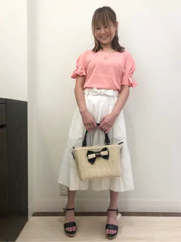 Feroux スタッフ コーディネート画像